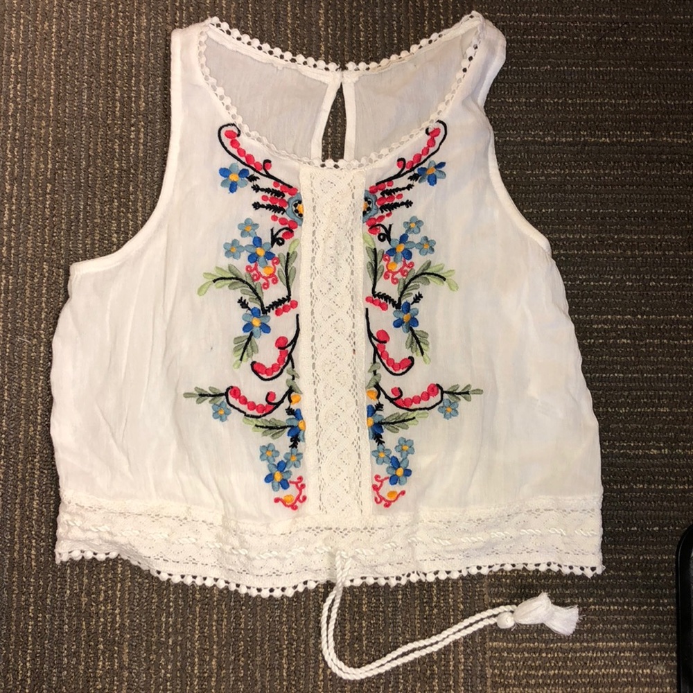 Embroidered crop top!